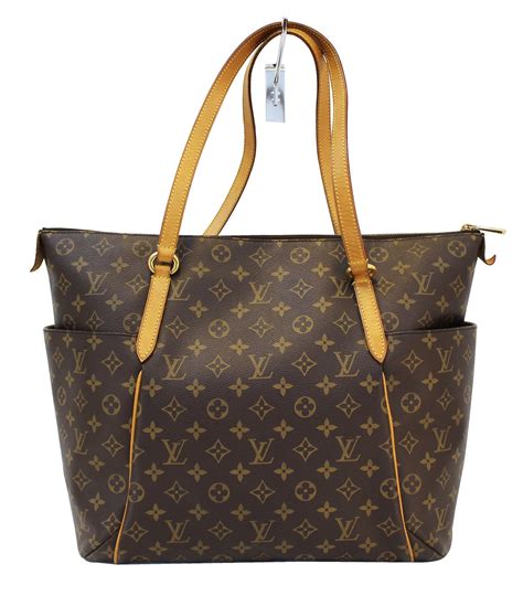 louis vuitton tote bag uk selfridges|louis vuitton bag beige.